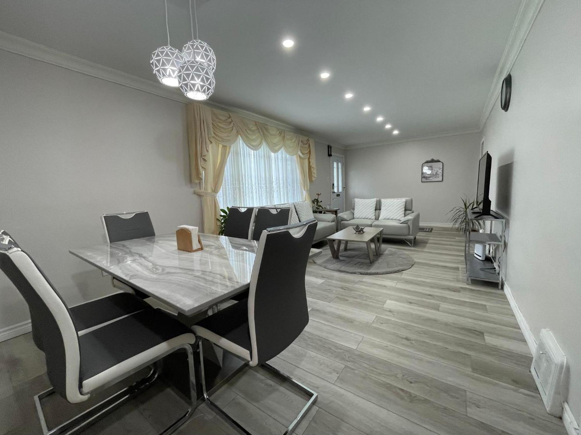 Luxurious Cozy House In Bluffs With Lake View Villa Toronto Kültér fotó